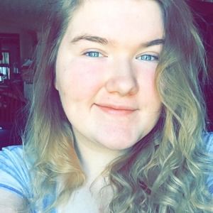 Meet your Posher, Carrie